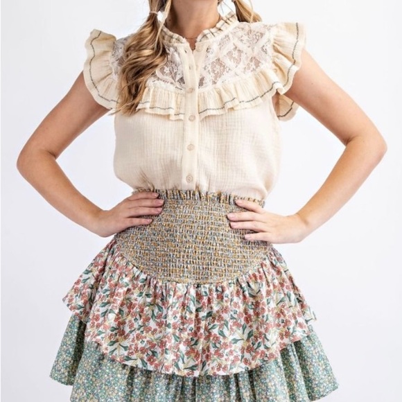 EASEL Floral Off-Shoulder Smocked Top and Skirt Set Boho - NWT - Picture 2 of 4